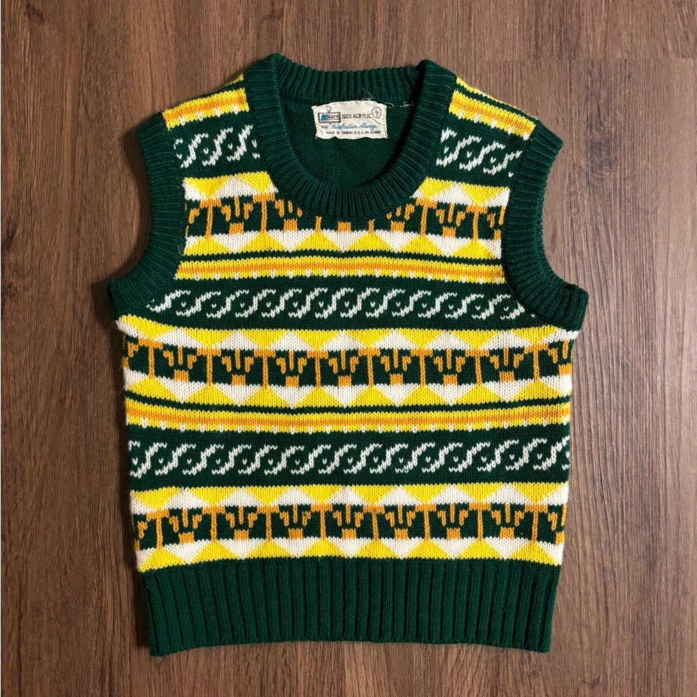 Vintage 100% Acrylic Green and Yellow Patterned Sweater Vest